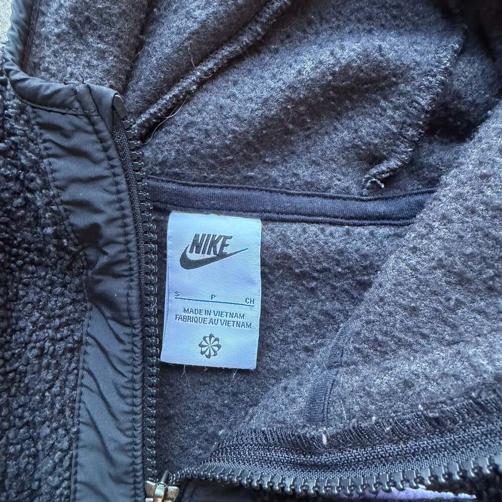 Nike Full Zip Sherpa Fleece Jacket Black Hoodie Small - Picture 3 of 6